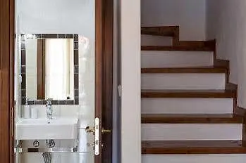 Апартаменты Akrathos *